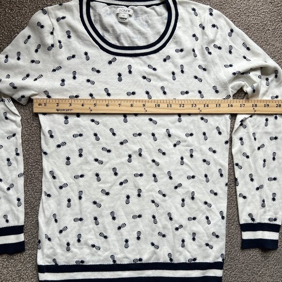 🍍J. Crew Pineapple Print Sweater Cotton Lightweight Preppy White Sweater | XS - Picture 5 of 8